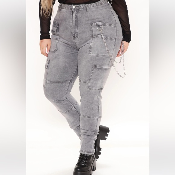 FASHION NOVA Off The Chain Cargo Jeans - Grey - Picture 8 of 10
